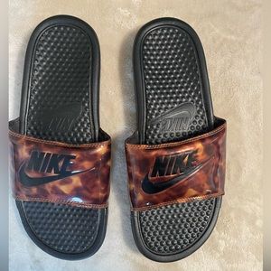 Womens Nike sandals
